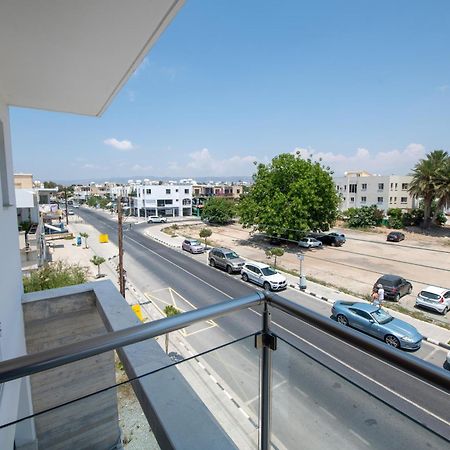 Dream- Downtown-Studios Paphos Bagian luar foto