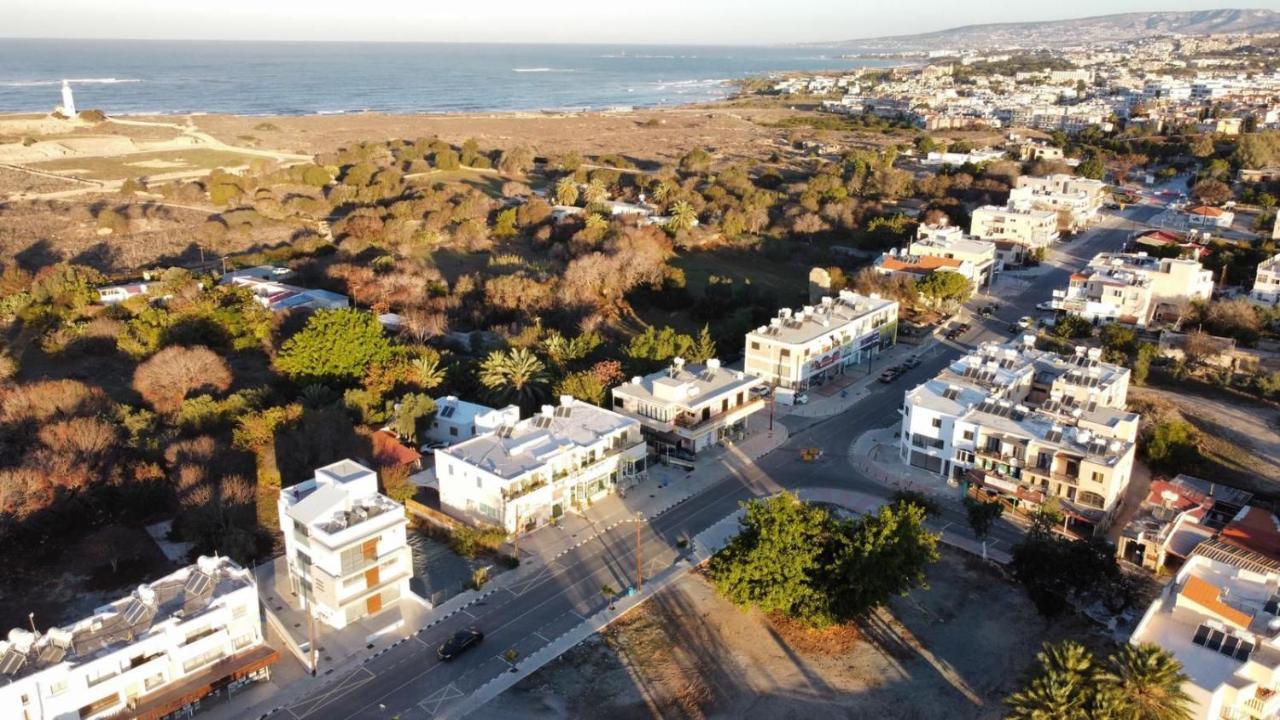 Dream- Downtown-Studios Paphos Bagian luar foto