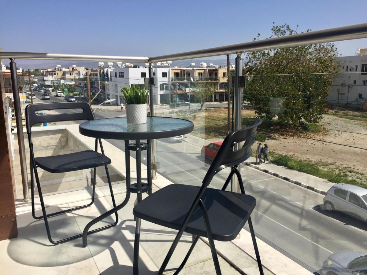 Dream- Downtown-Studios Paphos Bagian luar foto