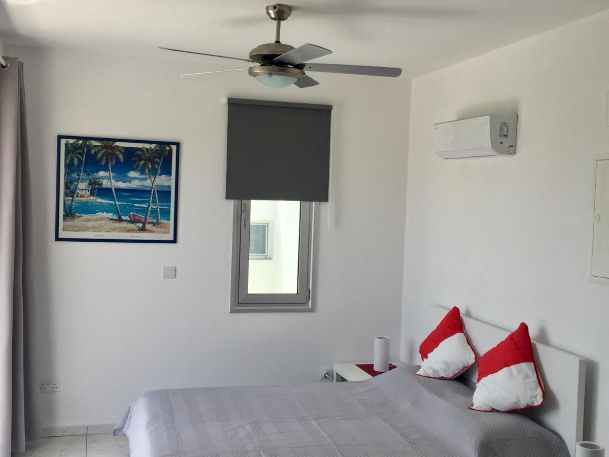 Dream- Downtown-Studios Paphos Bagian luar foto