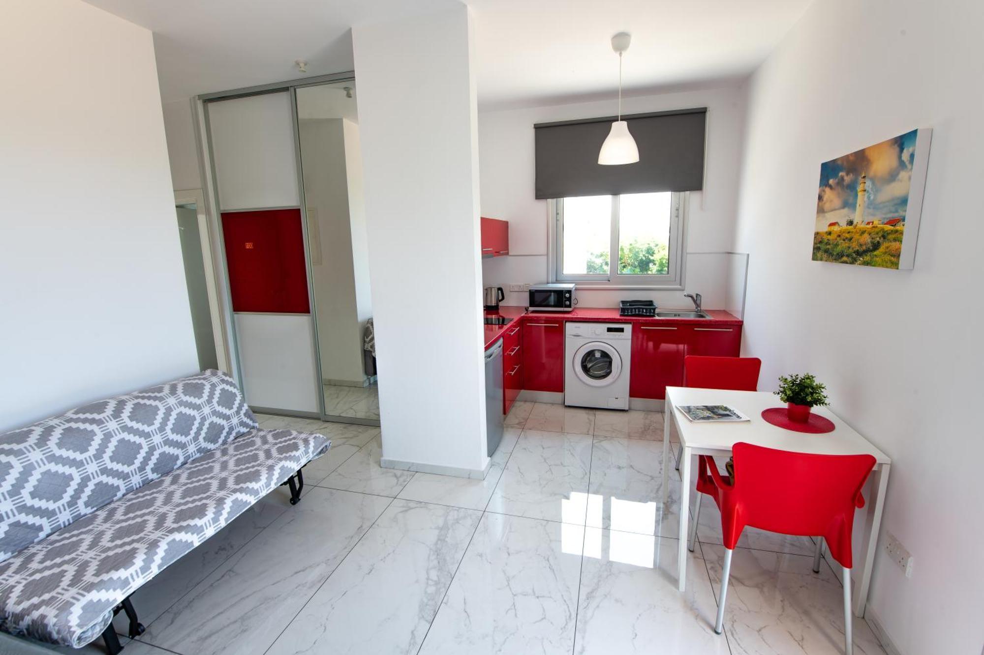 Dream- Downtown-Studios Paphos Bagian luar foto