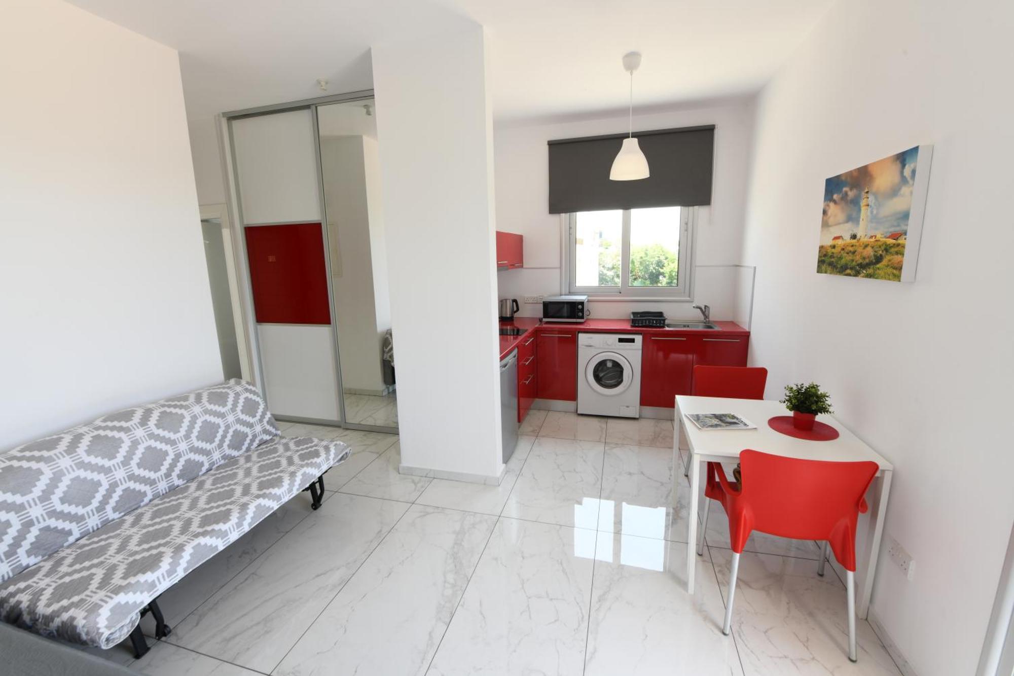 Dream- Downtown-Studios Paphos Bagian luar foto